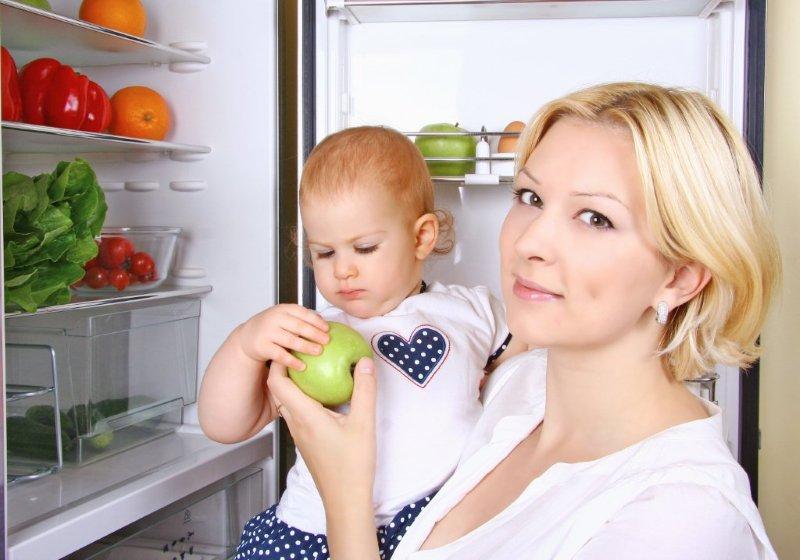Cách bảo quản sữa mẹ trong tủ lạnh đúng phương pháp